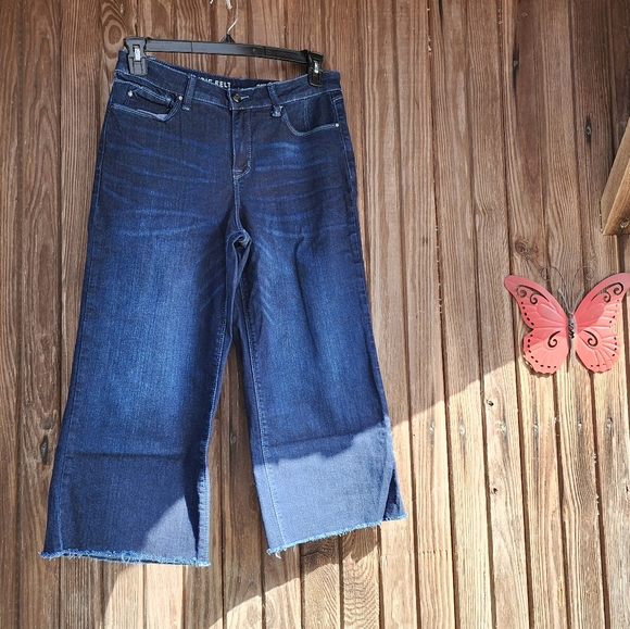 Laurie Felt Denim - Laurie Felt Ladies Daisy Denim Cropped Jeans 👖